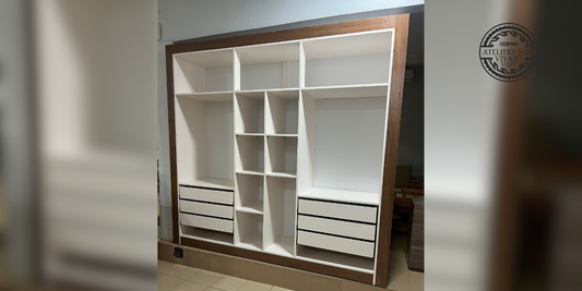 Armoire “Femme Pressée” en Mélaminé – Ateliers du Bois Vivant Ateliers du bois vivant