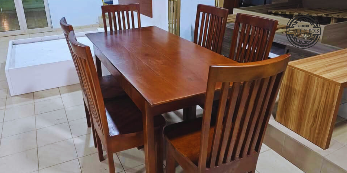 Table de Salle à Manger Modèle Familia en Mélina – Simplicité et Robustesse | Ateliers Bois Vivant Ateliers du bois vivant