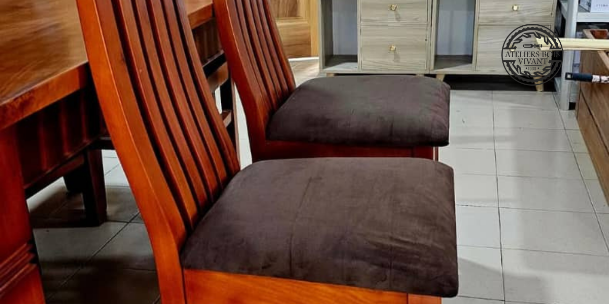 Salle à Manger Modèle Ibiza – Mélina Teinté & Finition Élégante | Ateliers du Bois Vivant Ateliers du bois vivant