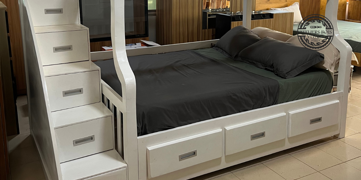 Lit Superposé Premium en Mélina – 2 Places + 1 Place avec Rangements – Ateliers Bois Vivant Ateliers du bois vivant