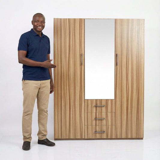 Armoire trois battants